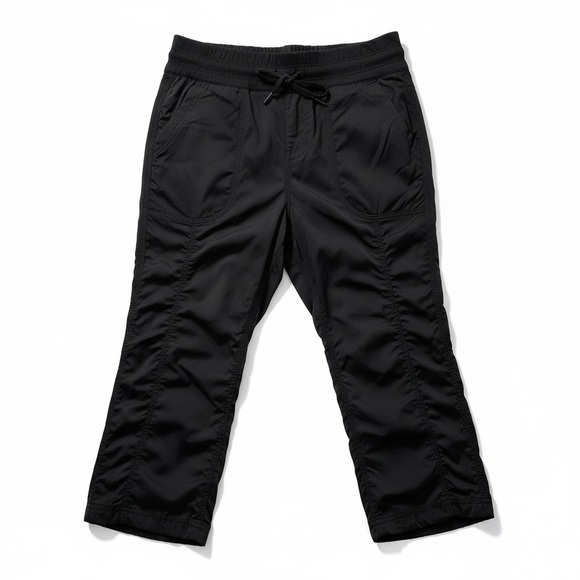 The North Face Pants - The North Face Women’s Aphrodite Motion Capri Black Water-Repellant Pants Size S